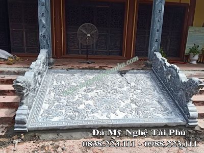 Chiếu rồng đá