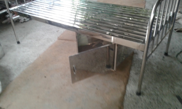 Giường chạy thận