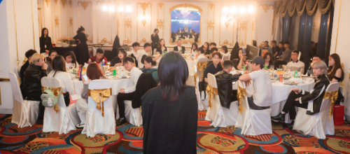 Tổ chức Year End Party