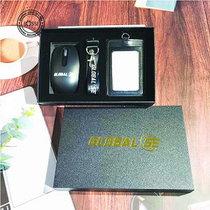 Giftset Chuột Không Dây Và Dây Thẻ