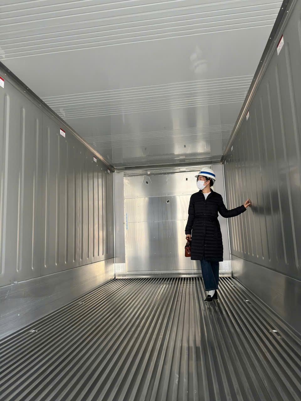 Cung Cấp Container Lạnh Sản Xuất Mới 100%