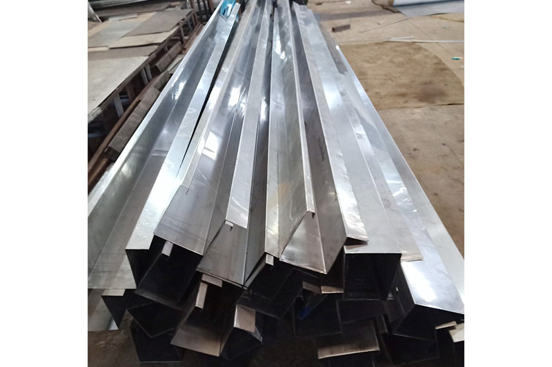 Máng xối inox