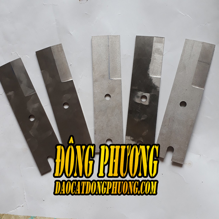 Dao cắt nhựa
