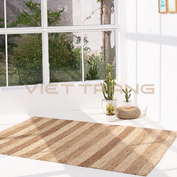 Seagrass area rug