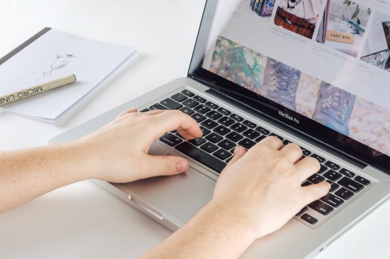 quản trị website