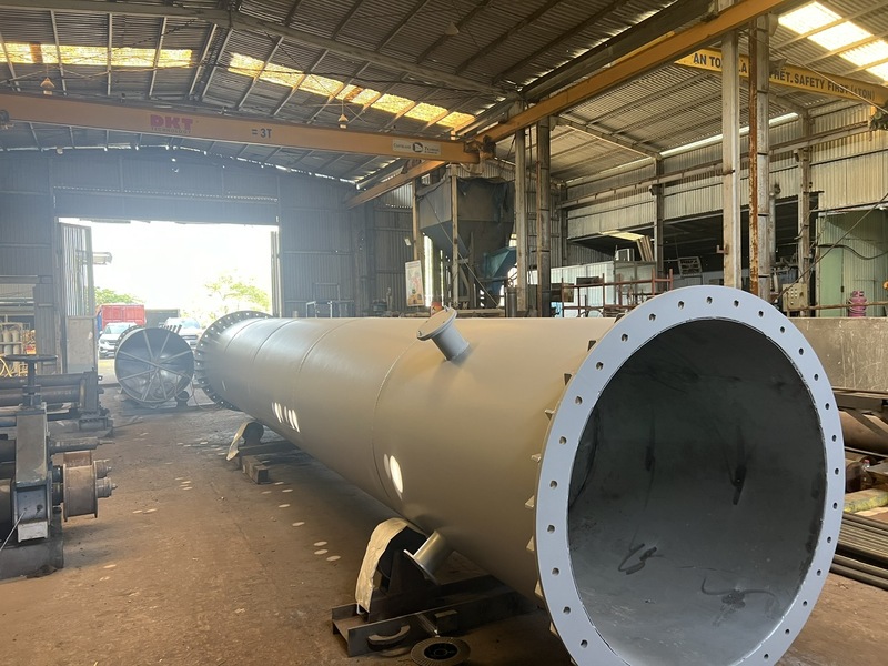 Gia công và lắp đặt ống khói bằng thép