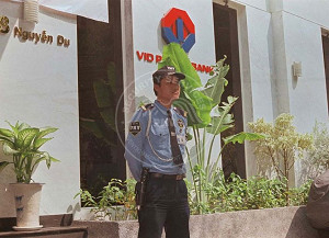 Bảo Vệ Ngân Hàng
