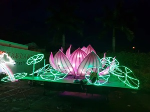 Trang Trí Hoa Đăng Cho lễ Hội
