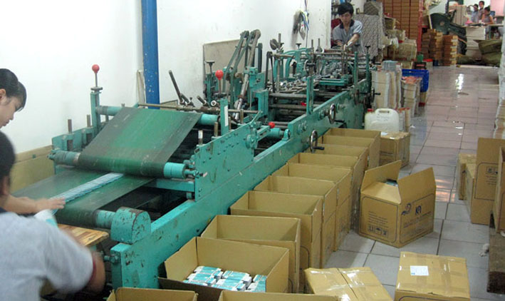 Gia công dán hộp giấy