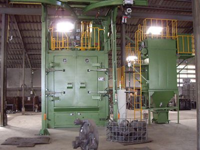 Máy phun bi dạng treo