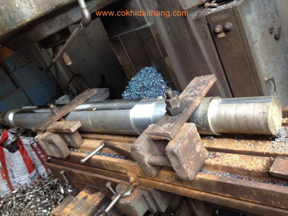 Trục máy theo yêu cầu
