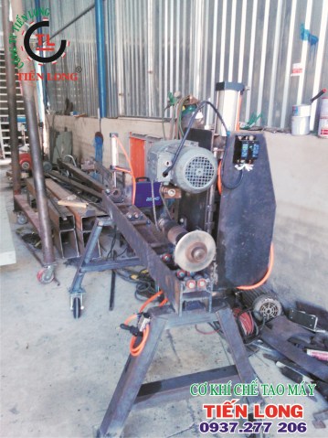 Máy cắt sắt tự động