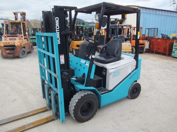 Dịch vụ cho thuê xe nâng
