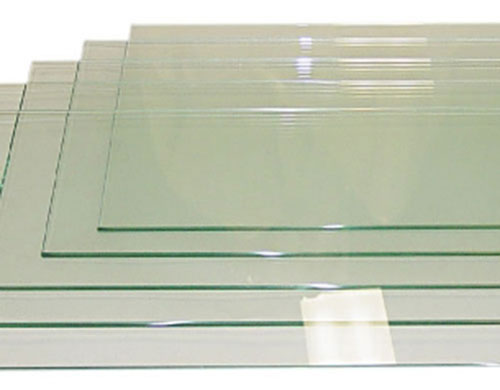 Kính trắng xây dựng