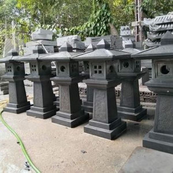 Đèn đá tự nhiên