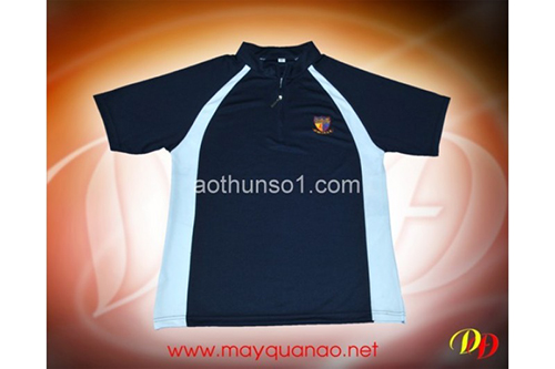 Áo thun cổ tròn