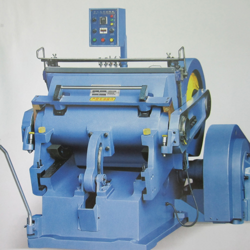 Máy bế hộp AOER