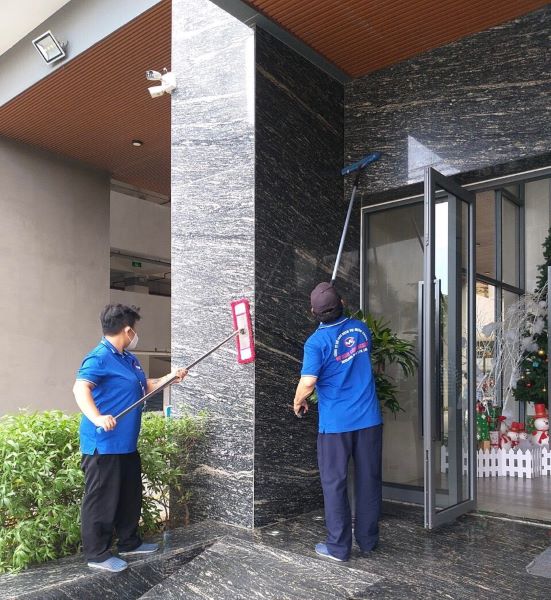 Dịch vụ vệ sinh tòa nhà