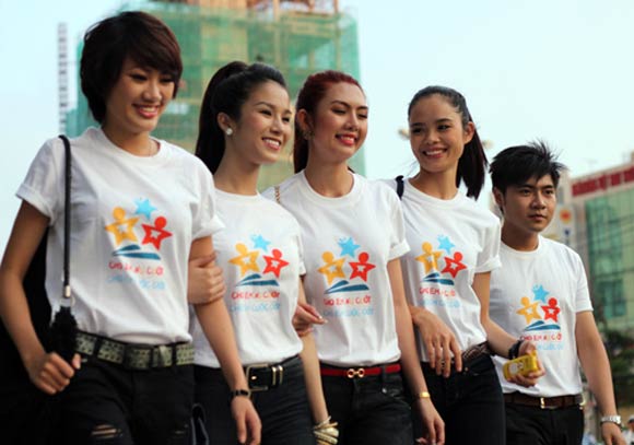 in áo đồng phục nhóm