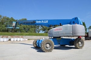 Xe Nâng Người Genie STM-125