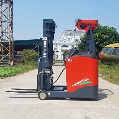 Xe Nâng Reach Truck Đứng Lái 1.5 Tấn Heli