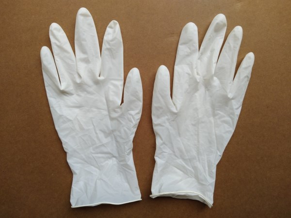 Găng tay cao su Latex