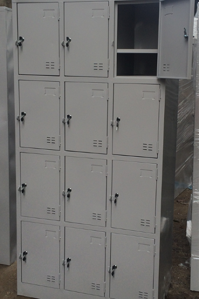 Tủ Sắt Locker 12 Ngăn Đựng Giày Dép Công Nhân