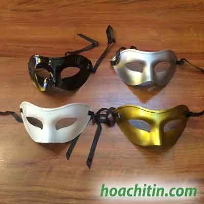 Mặt nạ Halloween