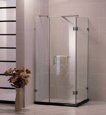 Kính cường lực phòng tắm