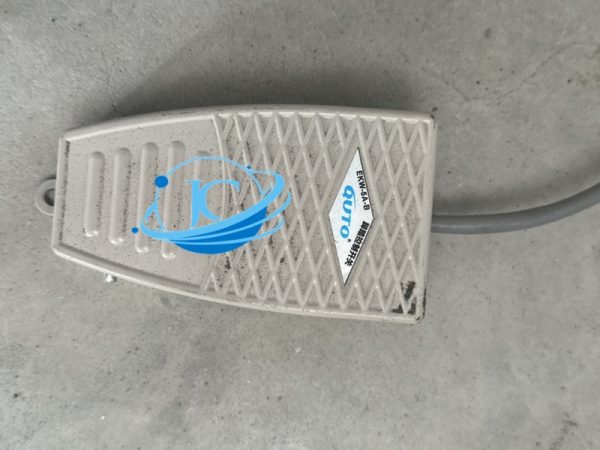 Công tắc chân máy phun cát
