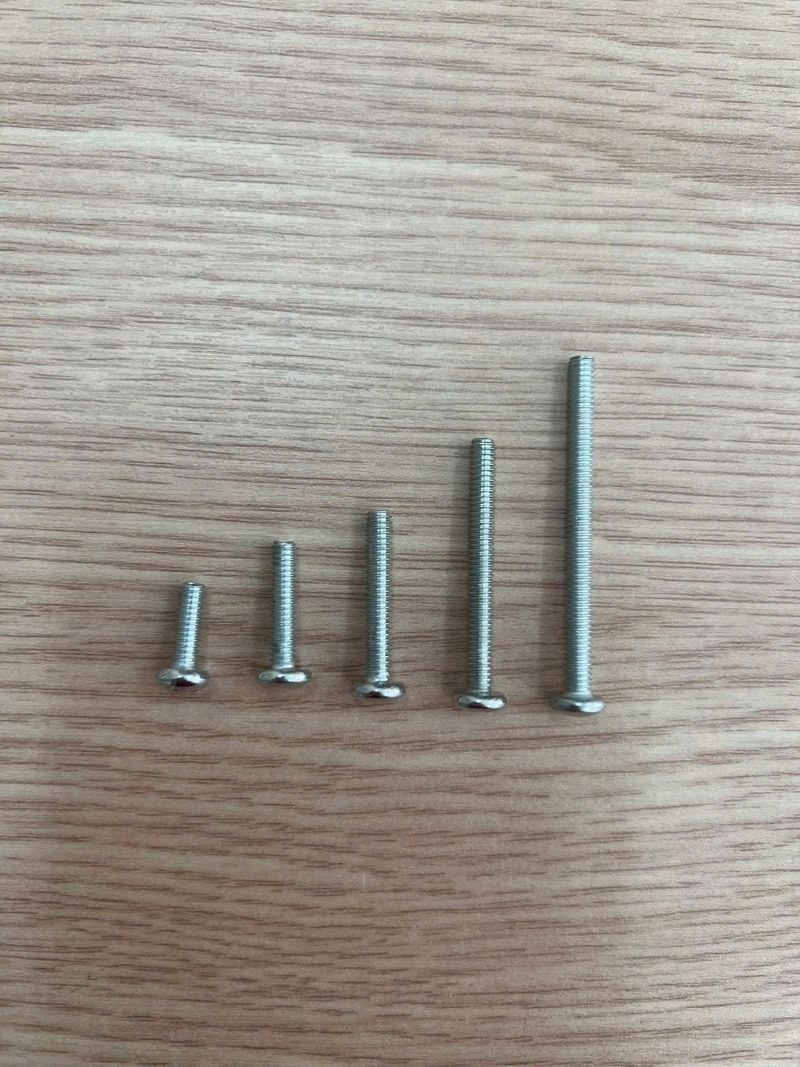 Ốc chữ thập đầu tròn mạ kẽm
