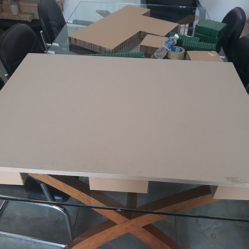 Pallet giấy tổ ong