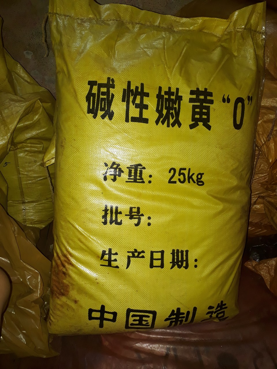 Bột màu ngành giấy