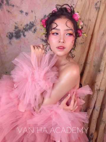 Đào tạo chuyên viên trang điểm