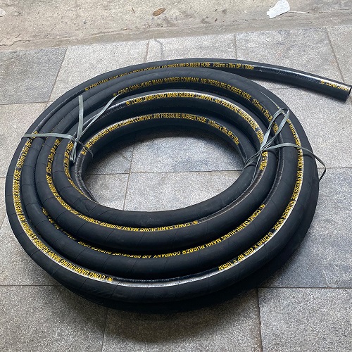 Ống cao su bố vải công danh hùng mạnh