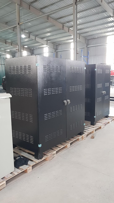 Tủ, khung giá đặt Acquy