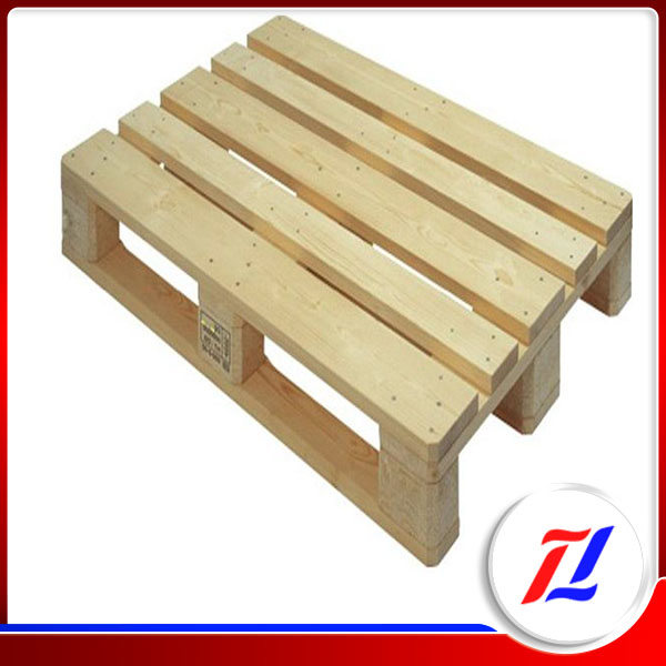 Pallet gỗ 4 hướng nâng