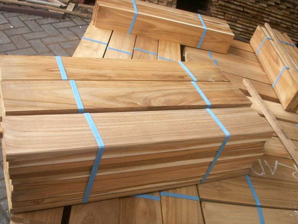 Gỗ thanh đóng pallet