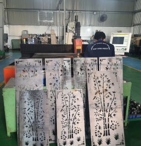 Gia công cắt laser