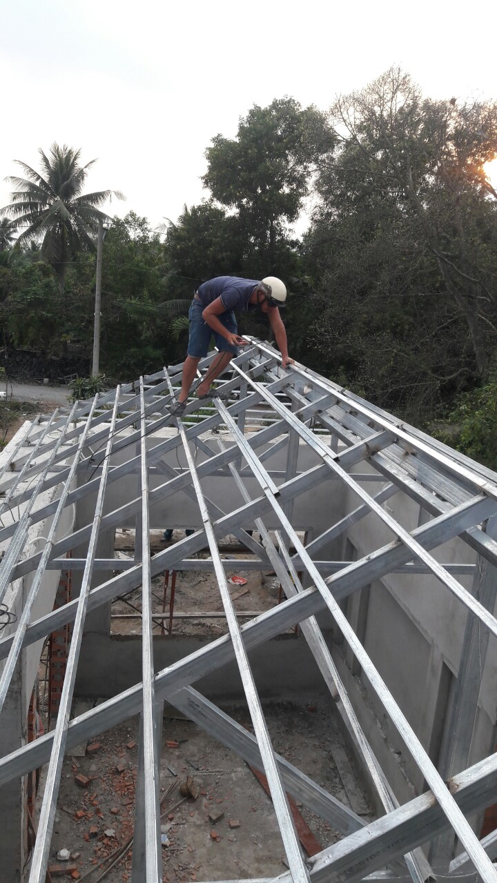 Lắp dựng, tháo dỡ nhà để xe