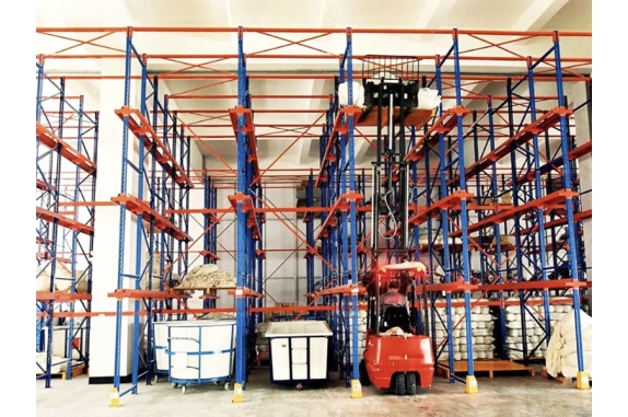 Kệ pallet trượt