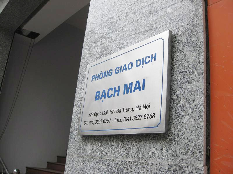 Làm biển công ty