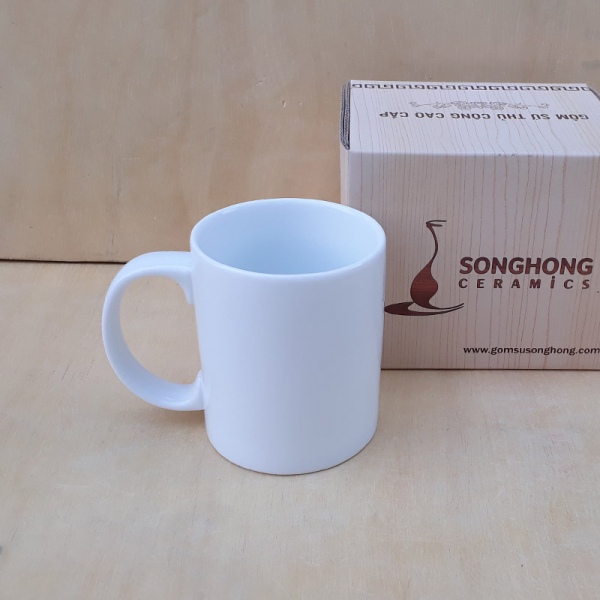 Cốc sứ trắng