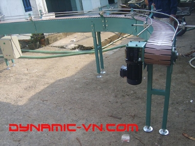 Băng tải xích nhựa