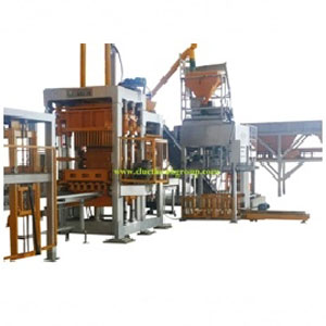 Máy gạch thủy lực rung khuôn công nghệ Nhật Bản SQJ-8