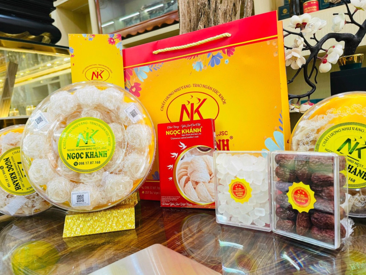 Yến tinh chế cao cấp hoa hồng