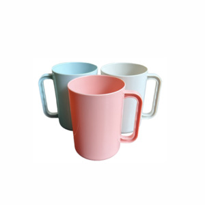 Ca nhựa trơn