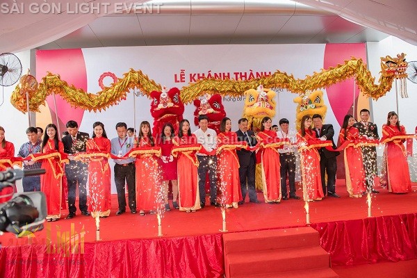 Tổ chức lễ khánh thành