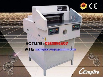 Máy cắt xén giấy khổ 670