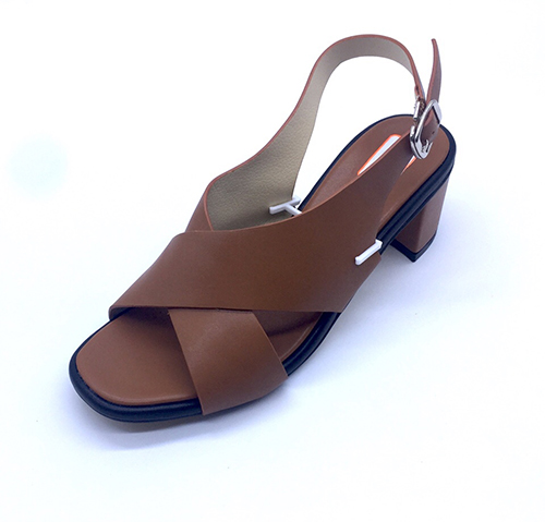 Gia công giày da nữ